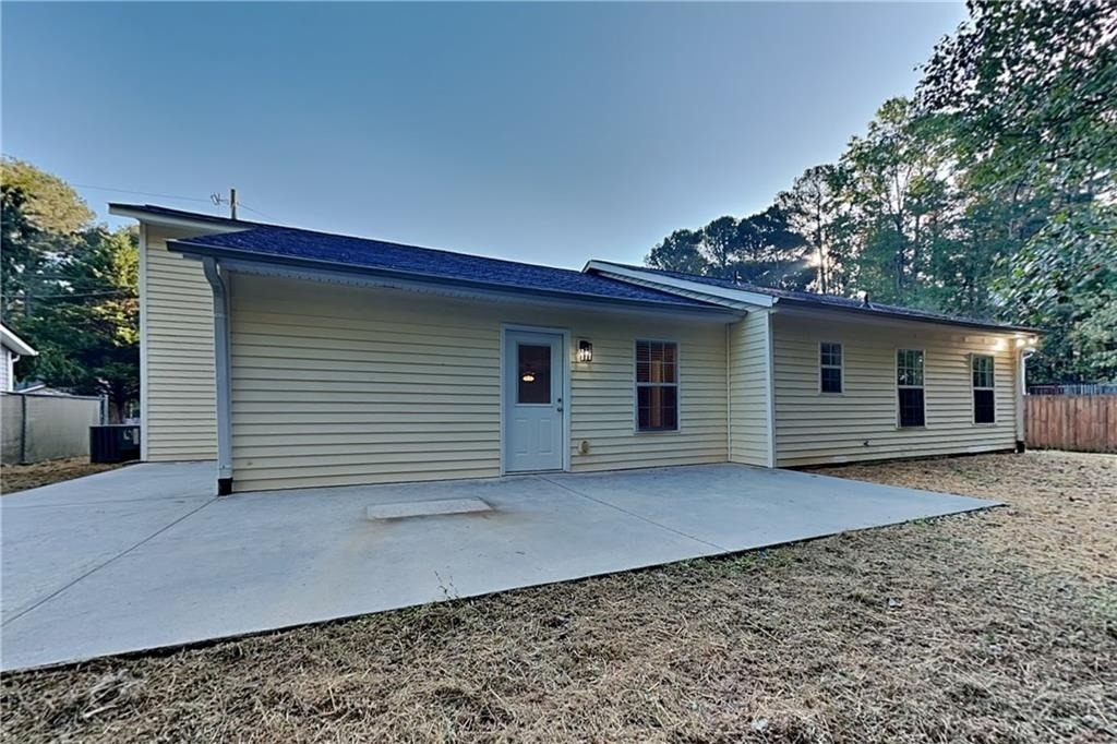 3920 Carlton Cove Court - Photo 17