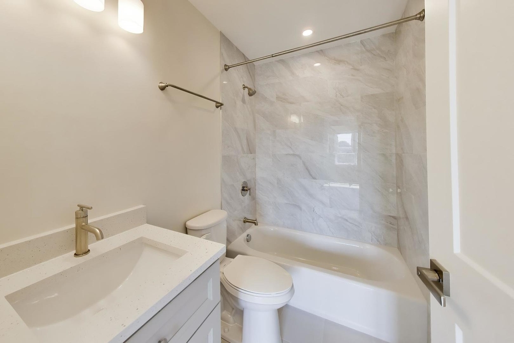 8324 Grand Avenue - Photo 7