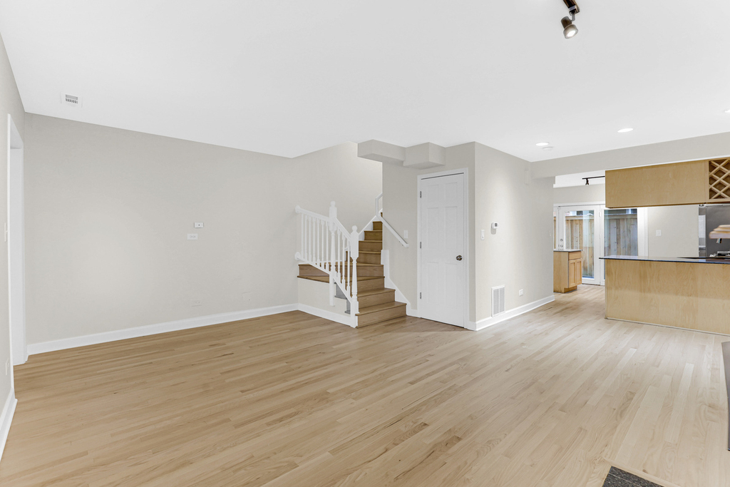 601 South Boulevard - Photo 10