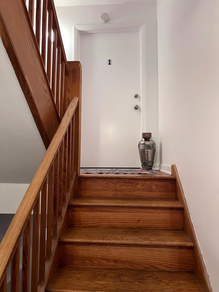 7216 W Crain Street - Photo 1
