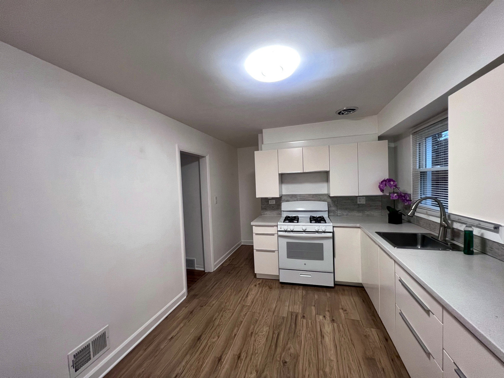 7216 W Crain Street - Photo 7