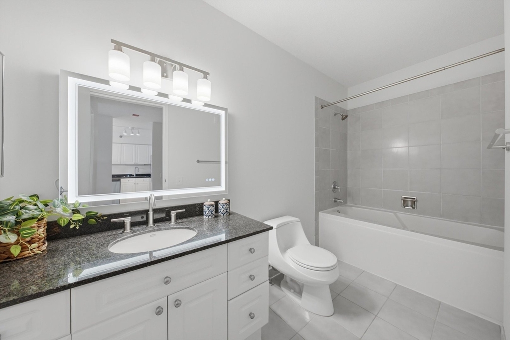 512 N Mcclurg Court - Photo 9