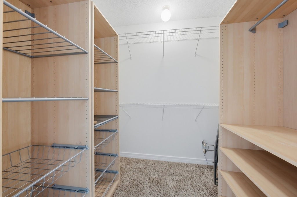 512 N Mcclurg Court - Photo 12