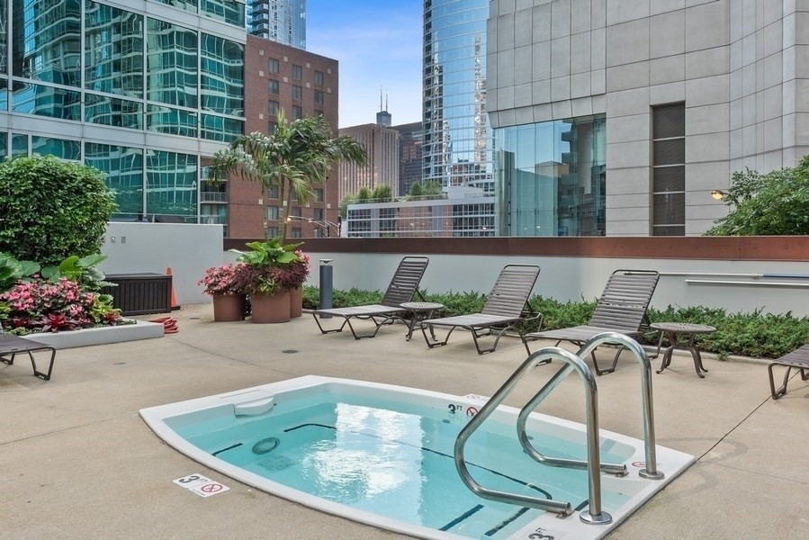 505 N Mcclurg Court - Photo 21