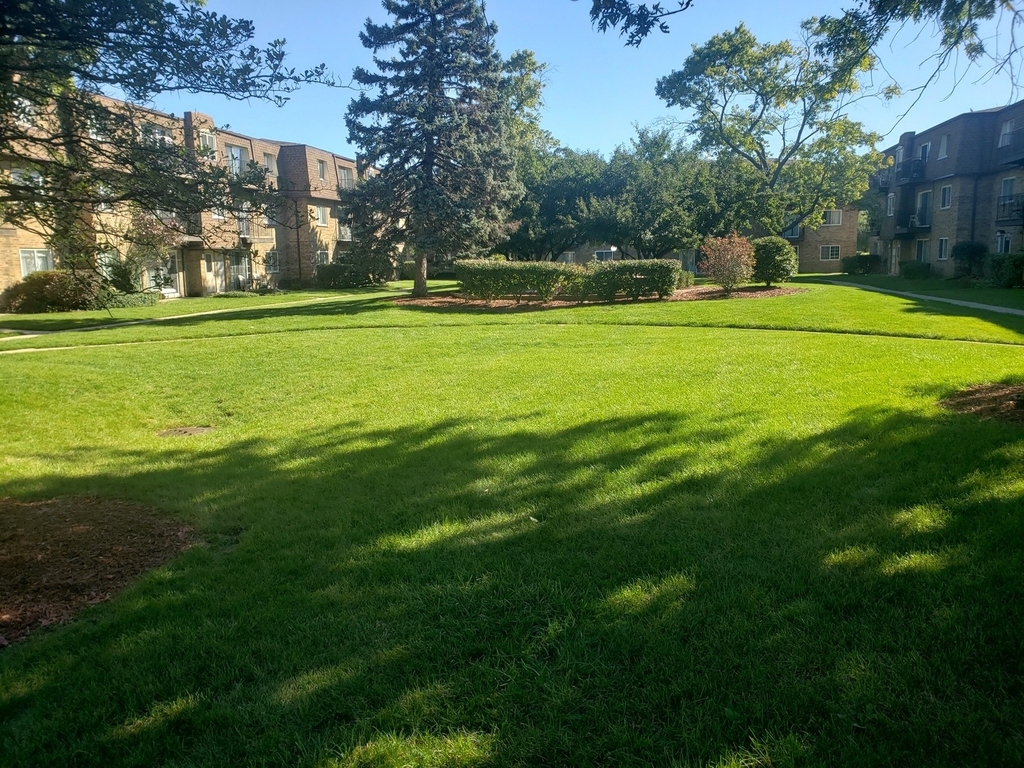 9418 Bay Colony Drive - Photo 8