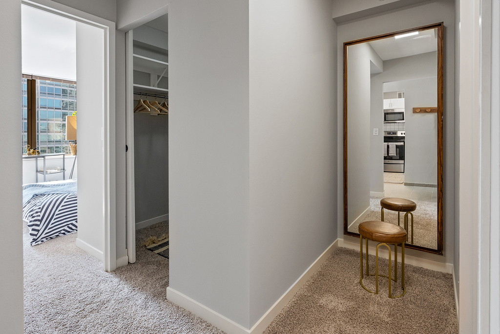 333 E Ontario Street - Photo 3