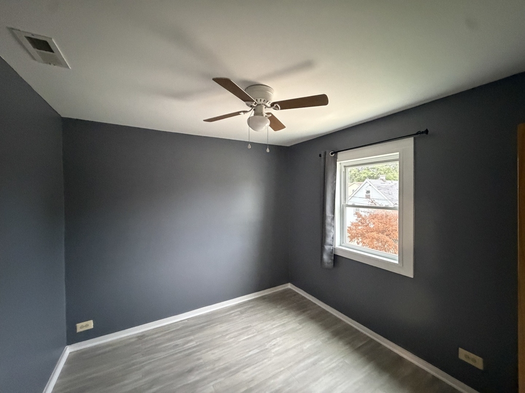 6841 S Hermitage Avenue - Photo 8