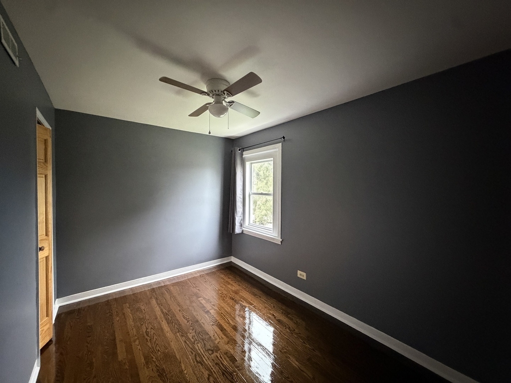 6841 S Hermitage Avenue - Photo 3
