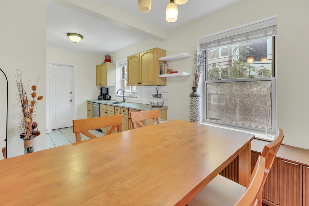 4935 N Wolcott Avenue - Photo 9