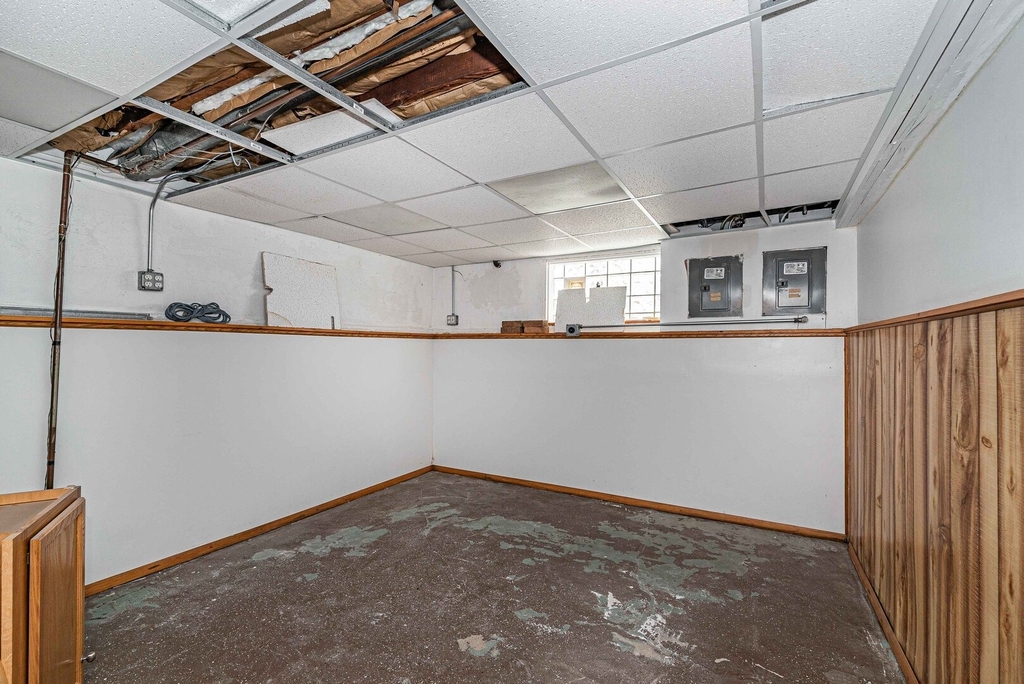 247 W Palatine Road - Photo 13