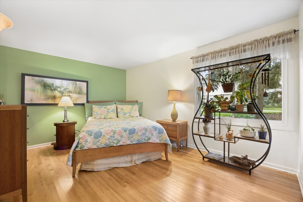 2720 Mitchell Drive - Photo 2
