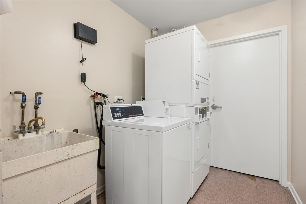 2720 Mitchell Drive - Photo 12
