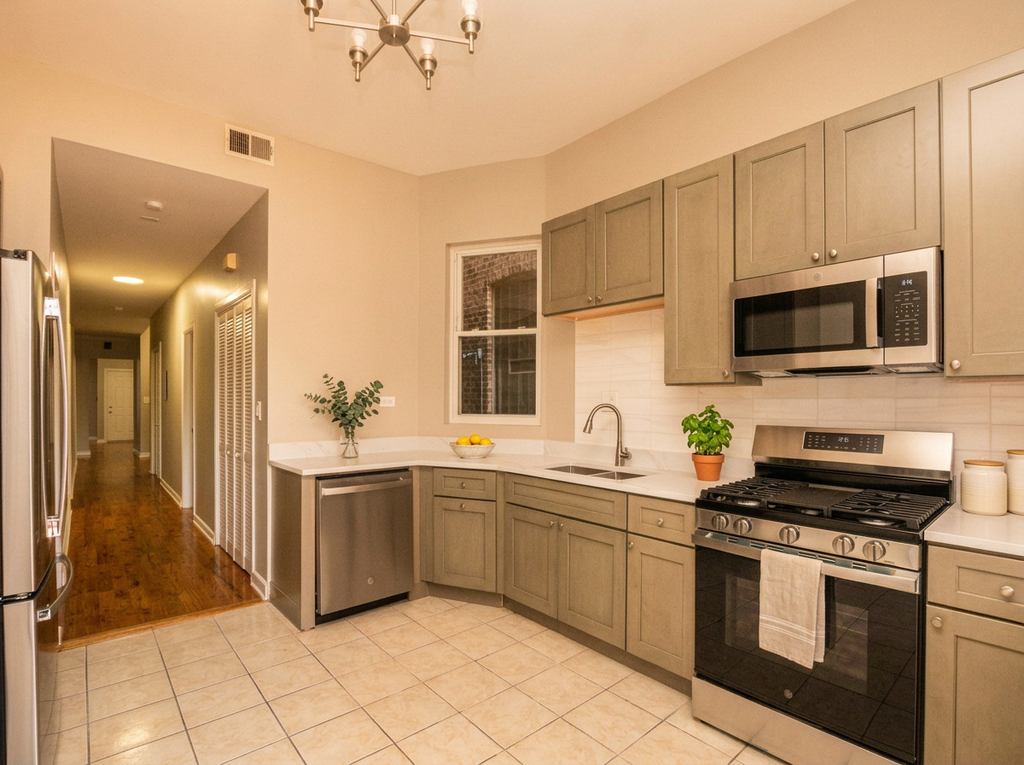 4528 S Prairie Avenue - Photo 4