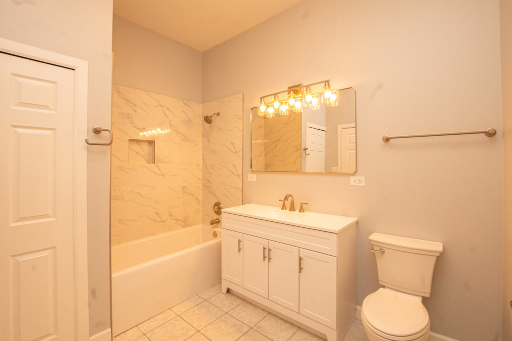 4528 S Prairie Avenue - Photo 9