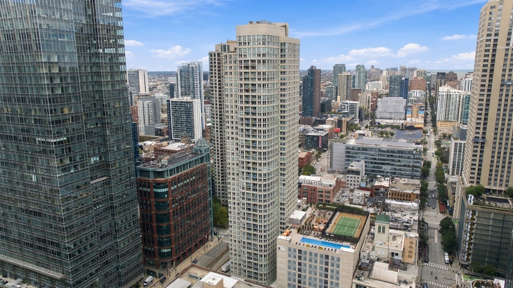 345 N La Salle Drive - Photo 30