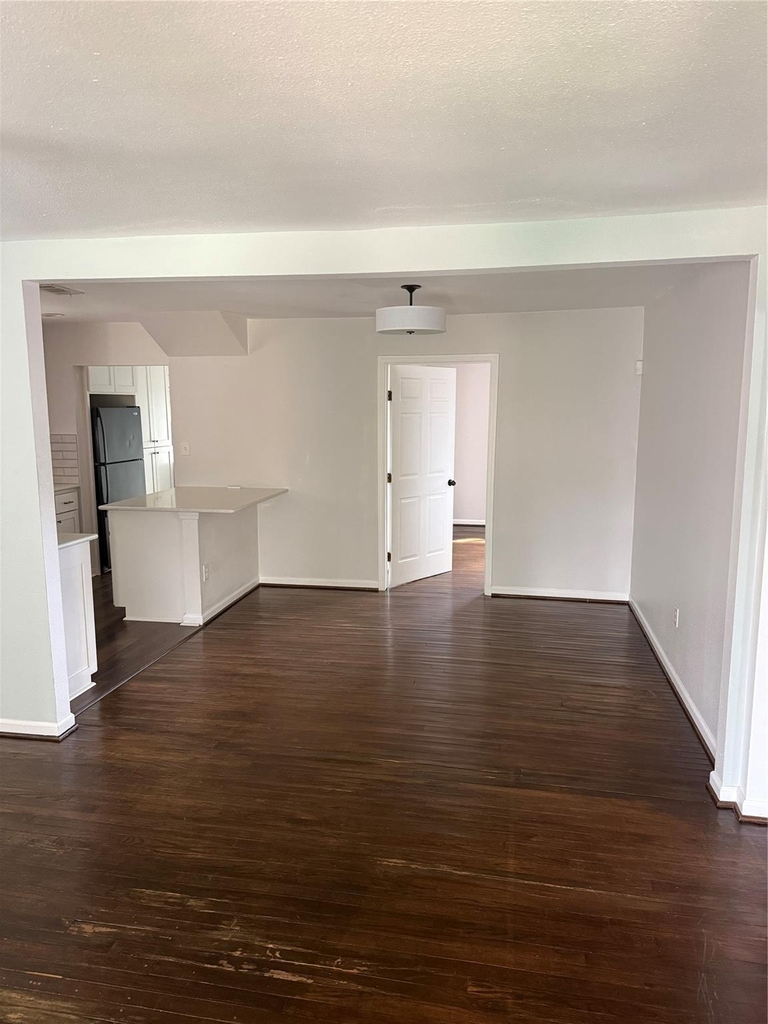 1406 Kirwin Street - Photo 1