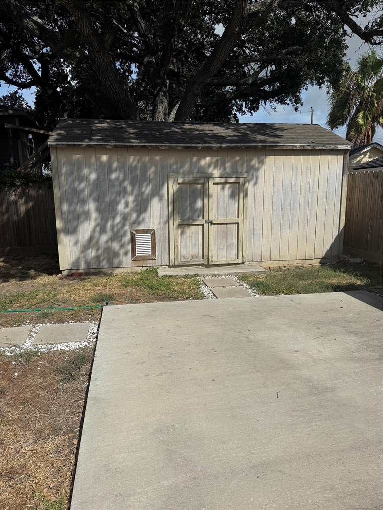 1406 Kirwin Street - Photo 10