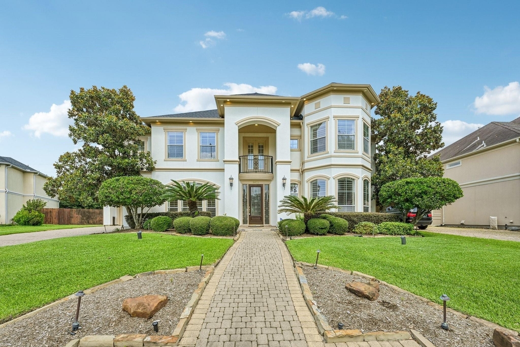 1611 Copperas Cove - Photo 1