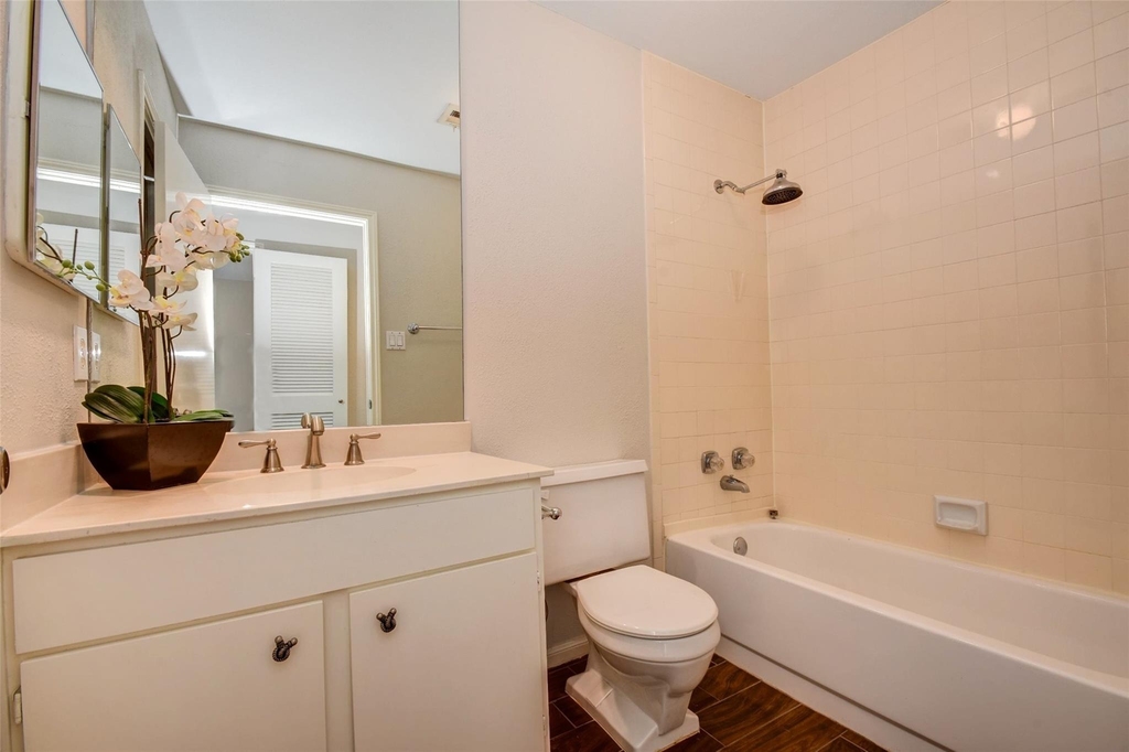 2829 Timmons Lane - Photo 14