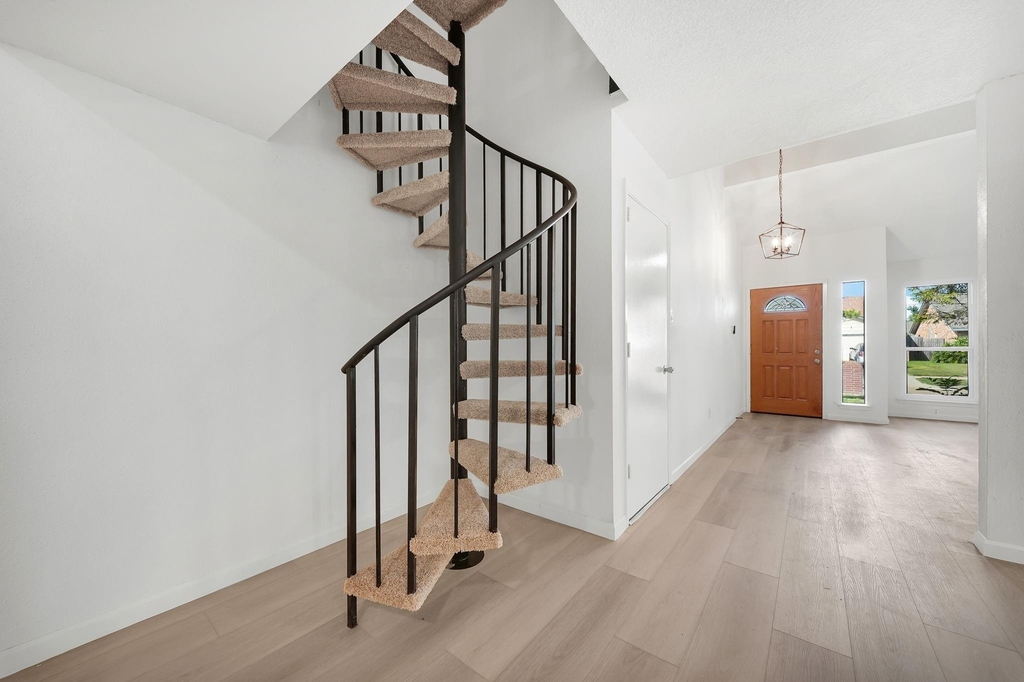 1910 Brushy Creek Drive - Photo 19