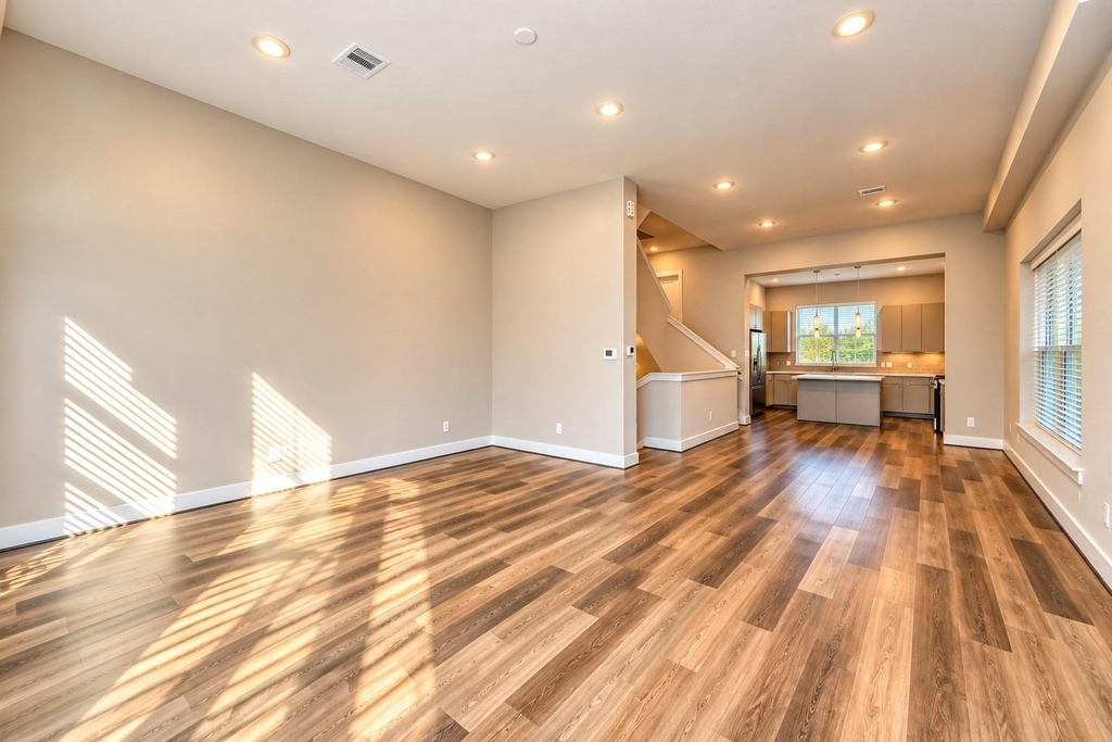 1278 N Post Oak Road - Photo 18
