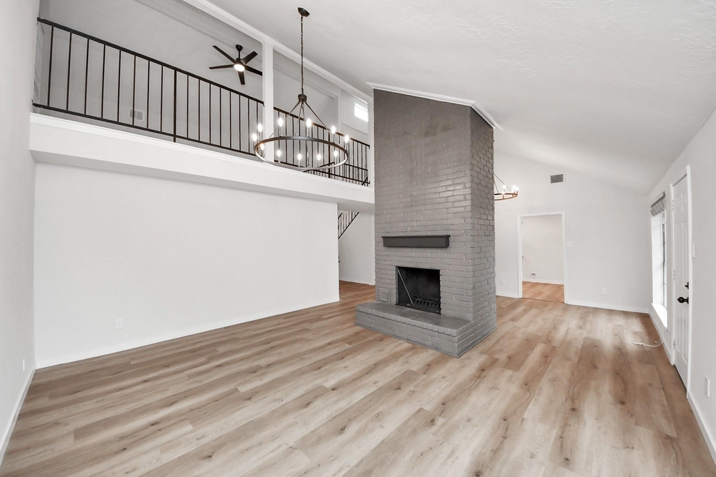 718 Land Grant Drive - Photo 2