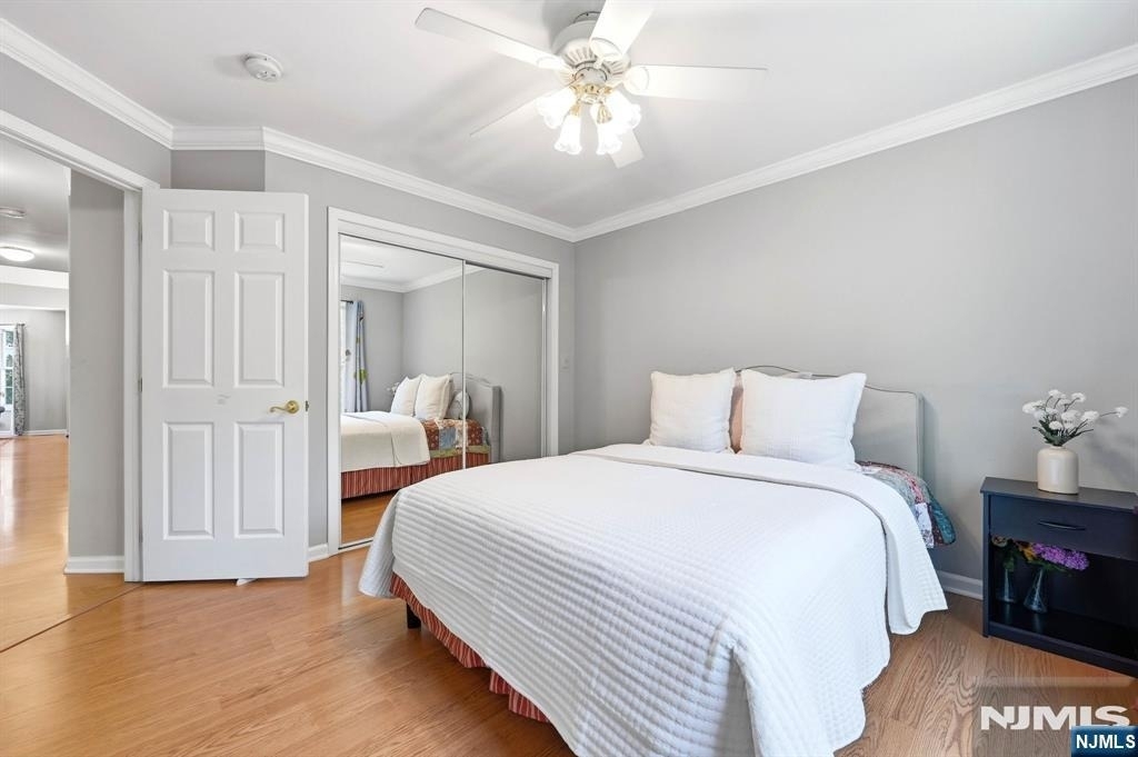 347 Winthrop - Photo 19