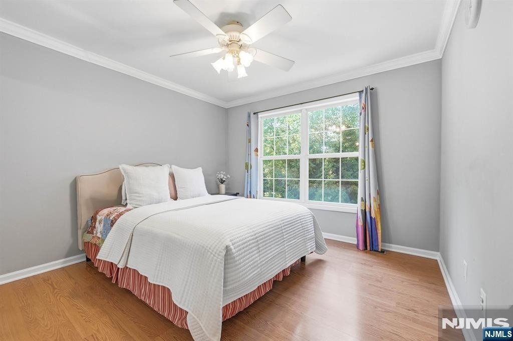 347 Winthrop - Photo 20