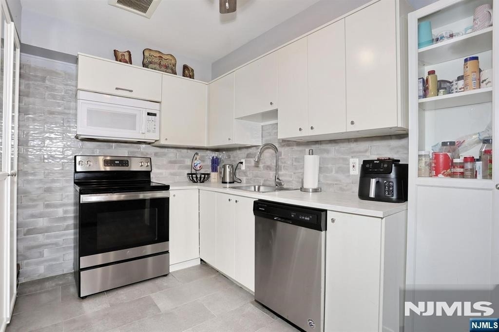66 S Franklin - Photo 14
