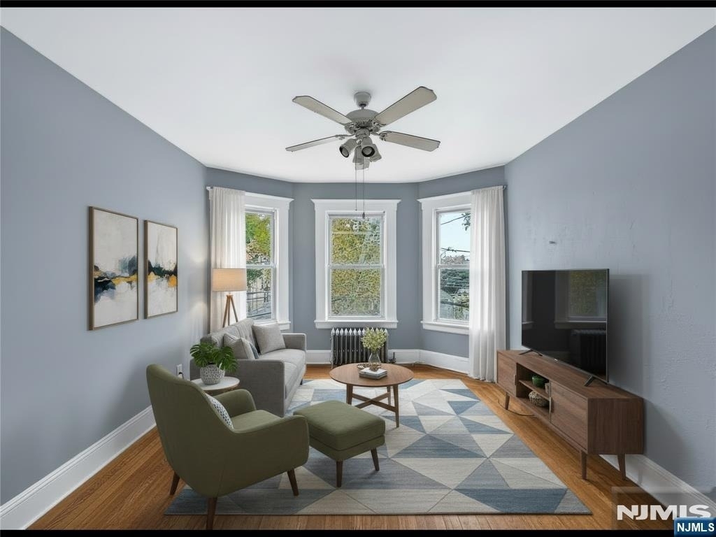 13 Oakwood - Photo 0