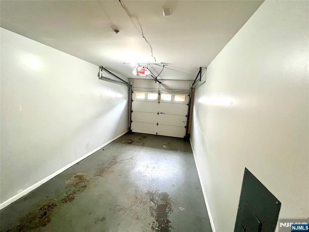 10 Terrace - Photo 12