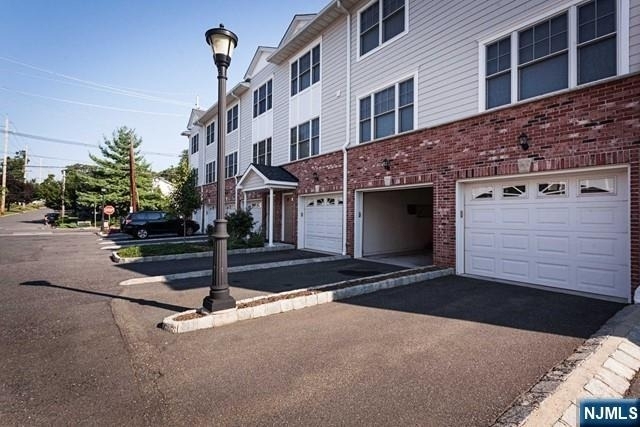10 Terrace - Photo 11