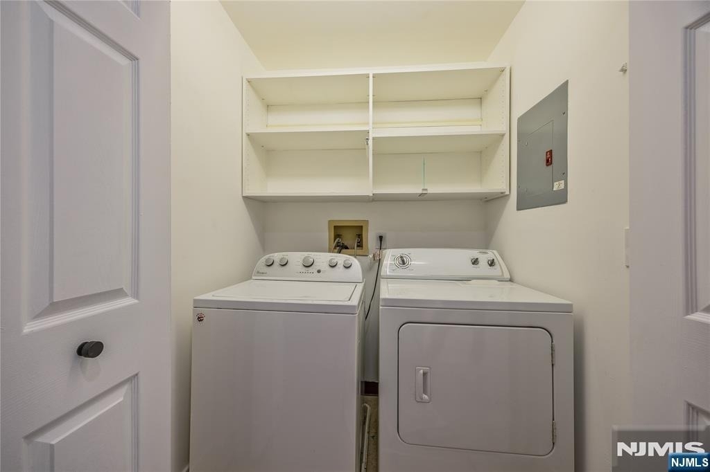 1321 Lavender - Photo 13