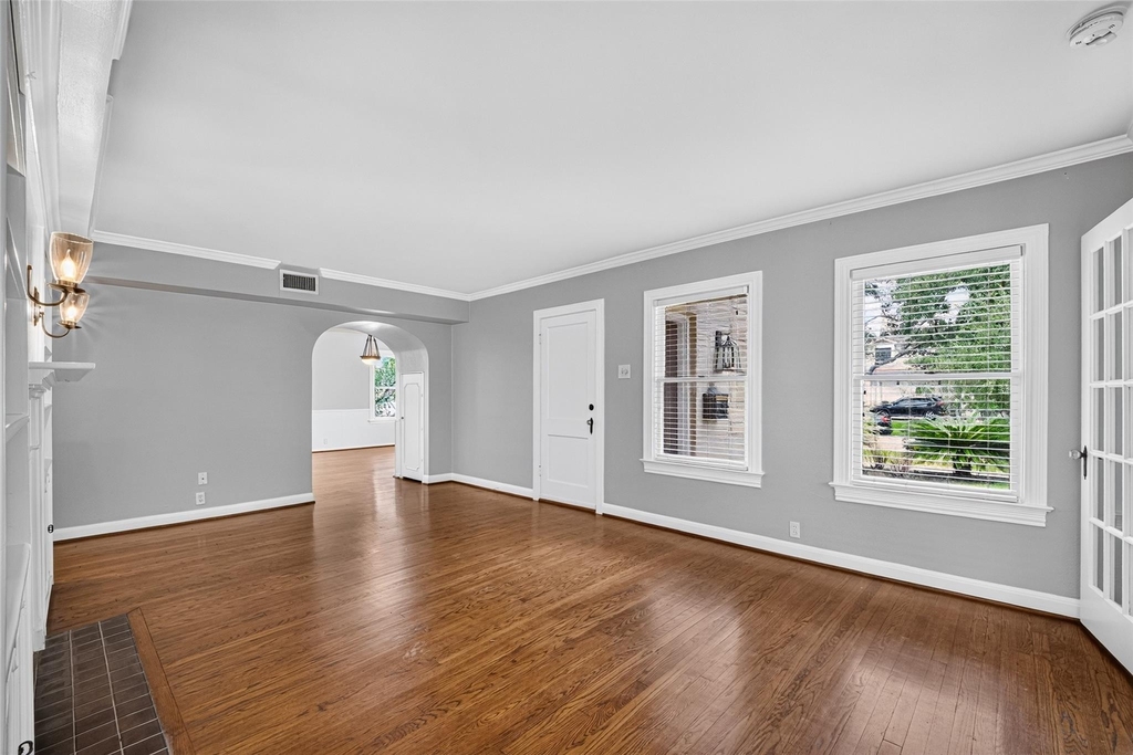 2315 Swift Boulevard - Photo 9