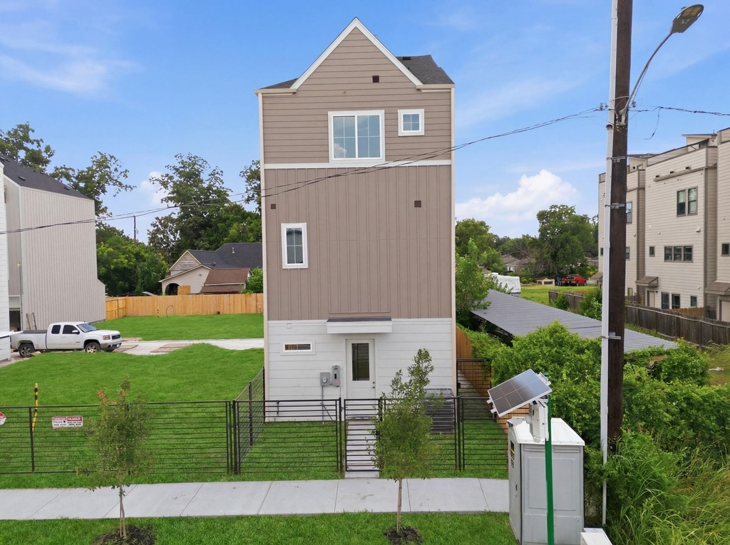 1116 Weiss Street - Photo 23