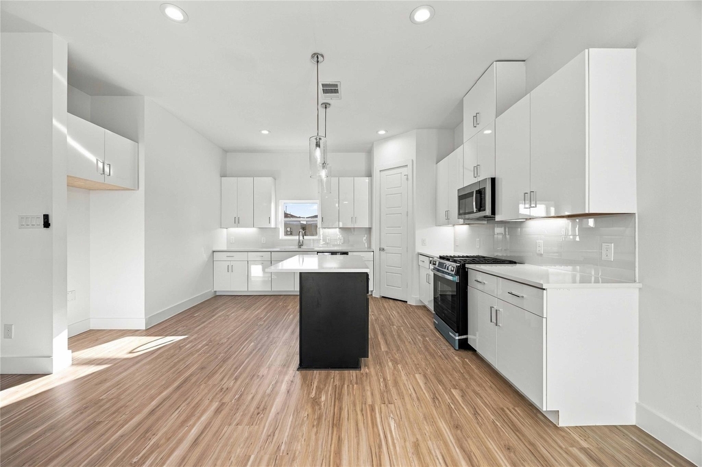 4704 Thornton Views Road - Photo 15