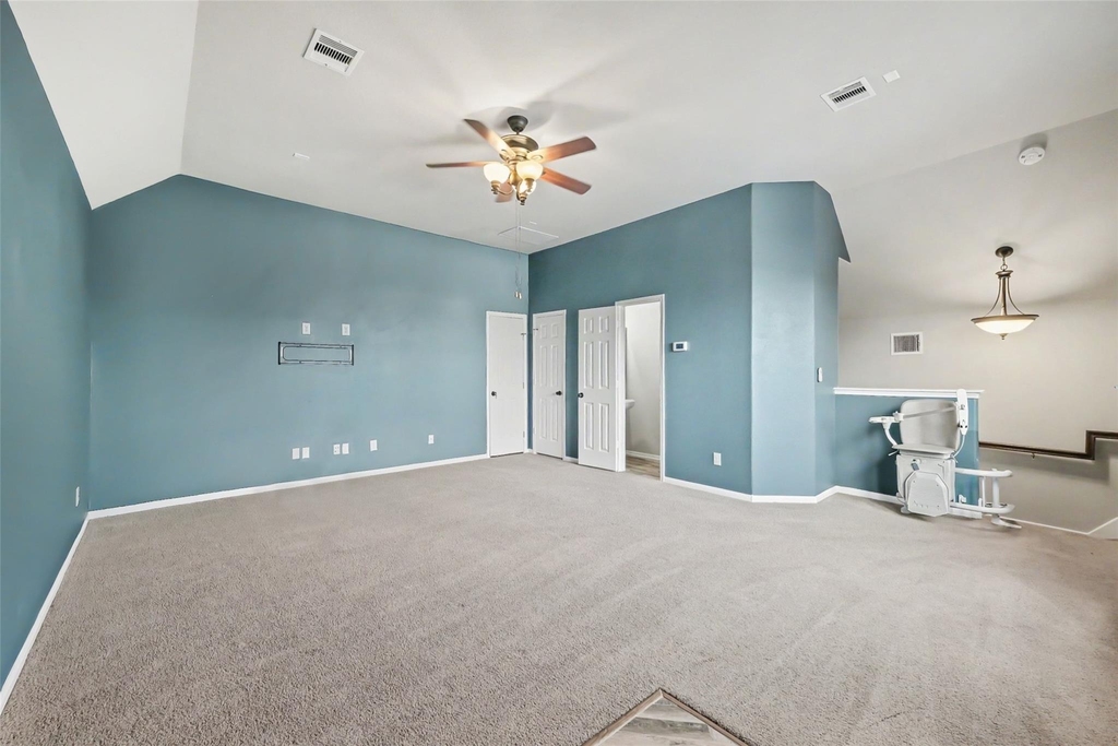 17915 Creek Bluff Lane - Photo 12
