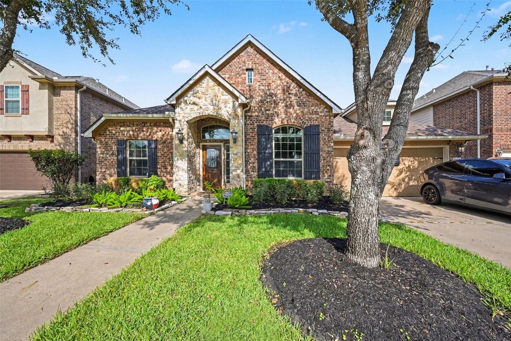 17915 Creek Bluff Lane - Photo 1