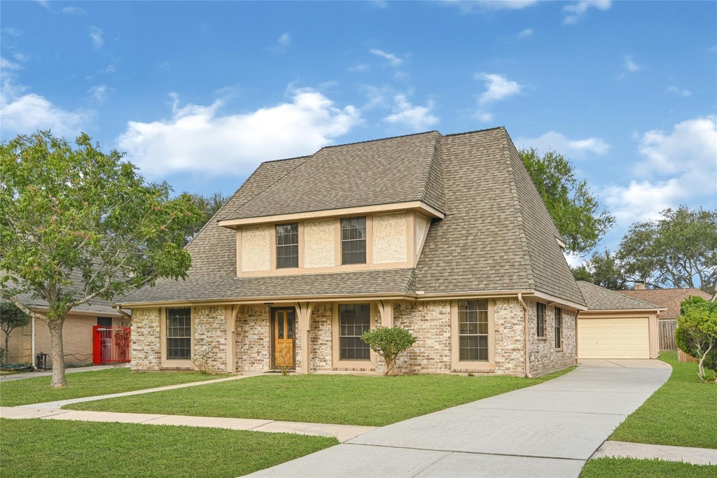 9907 Sagegreen Drive - Photo 1