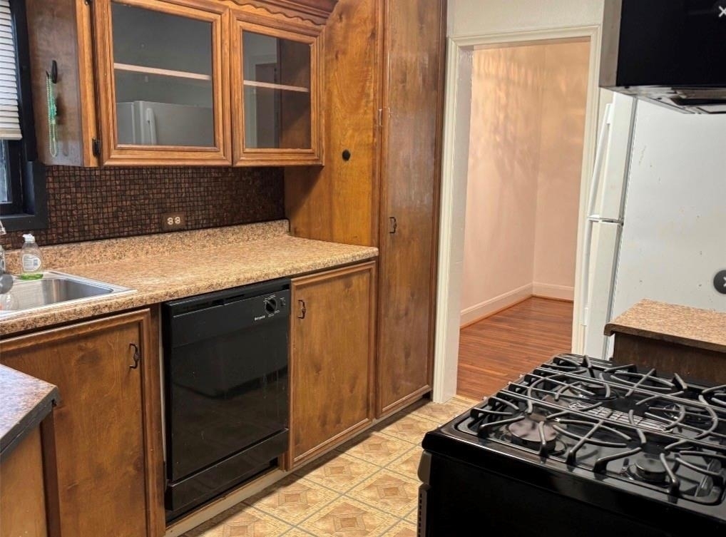 1614 W Sidnor Street - Photo 6