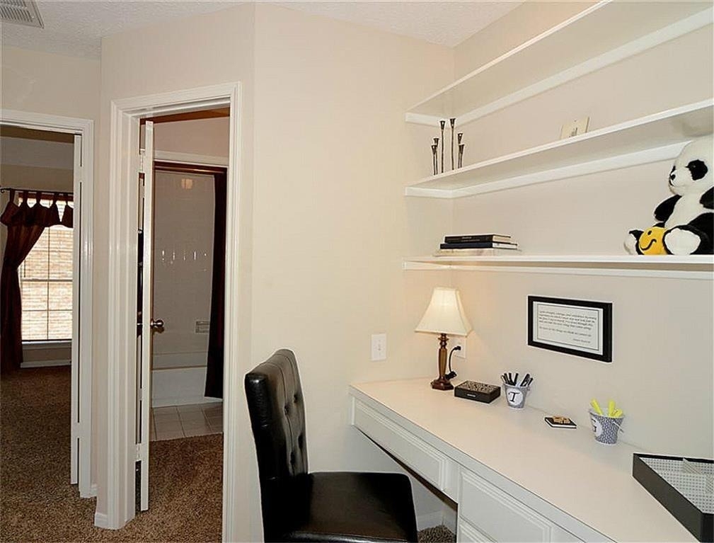 4103 Walnut Pond Drive - Photo 7