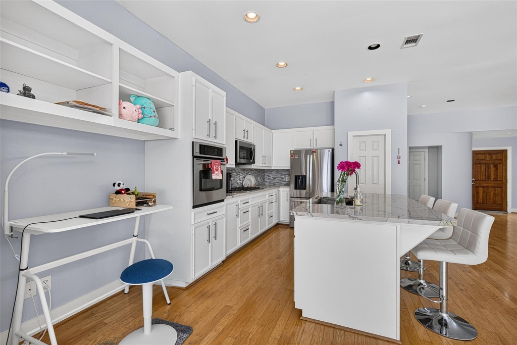 9825 Meredith Elise Court - Photo 17