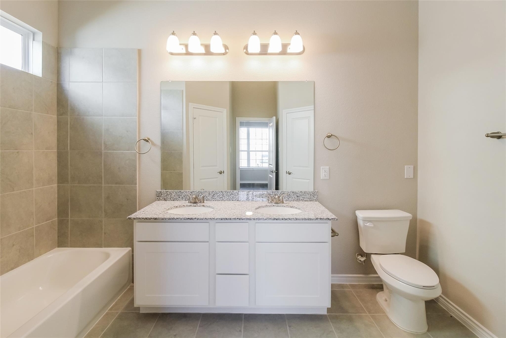 2540 Aurora Lane - Photo 10