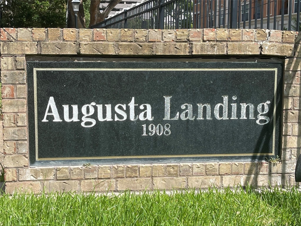 1908 Augusta Drive - Photo 2