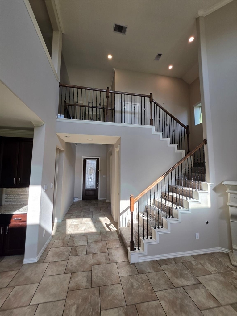 9415 Invergarry Way - Photo 9