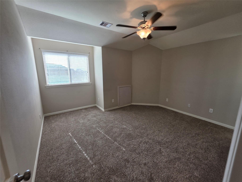 9415 Invergarry Way - Photo 31