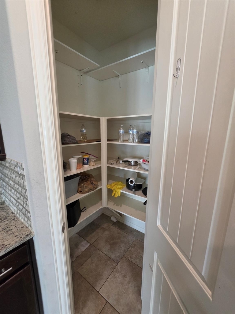 9415 Invergarry Way - Photo 16