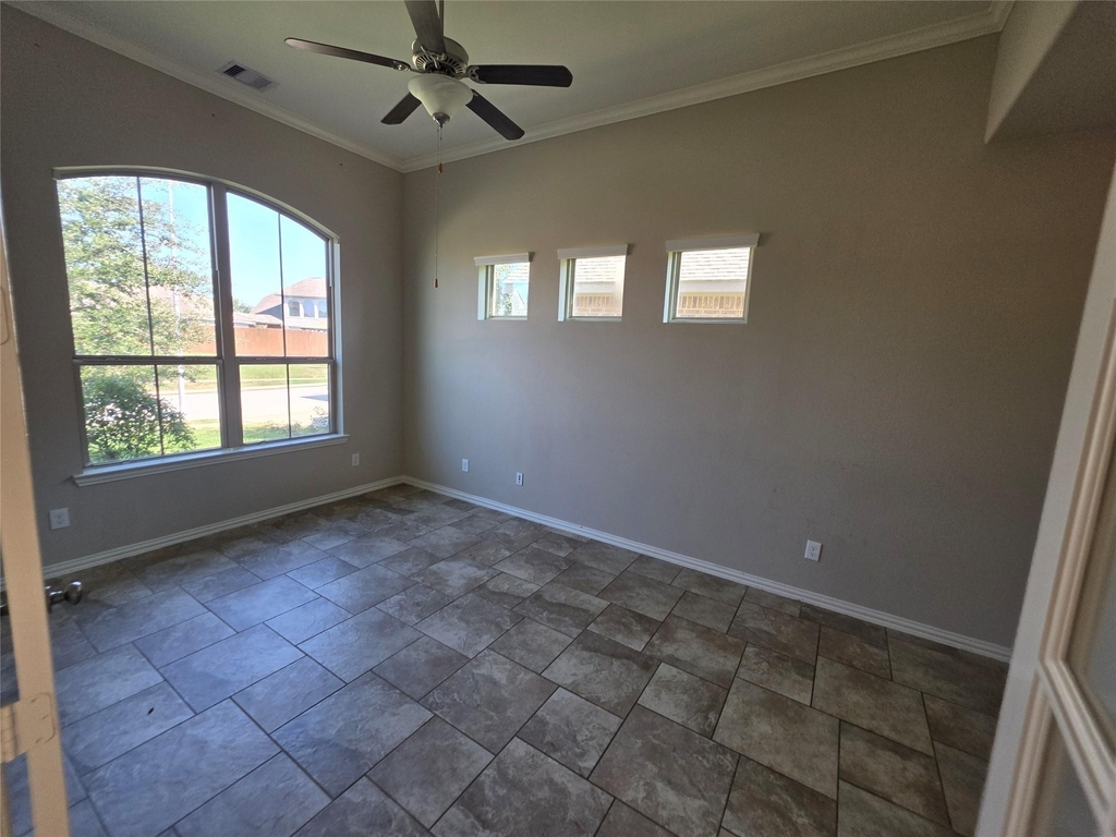 9415 Invergarry Way - Photo 23