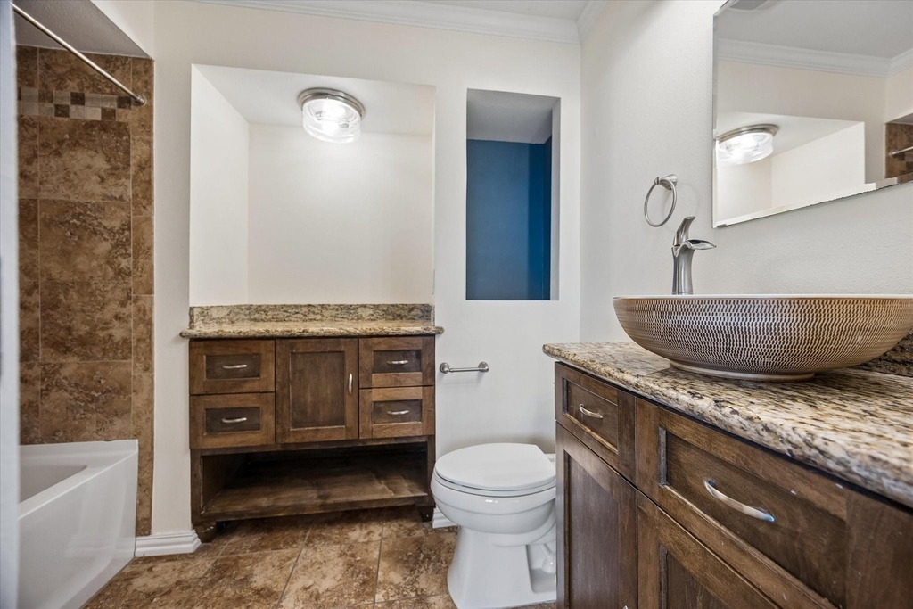 4040 San Felipe Street - Photo 5