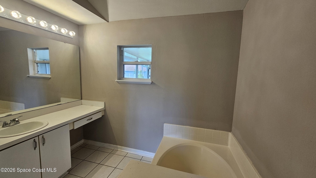 1367 Schayler Street Sw - Photo 9